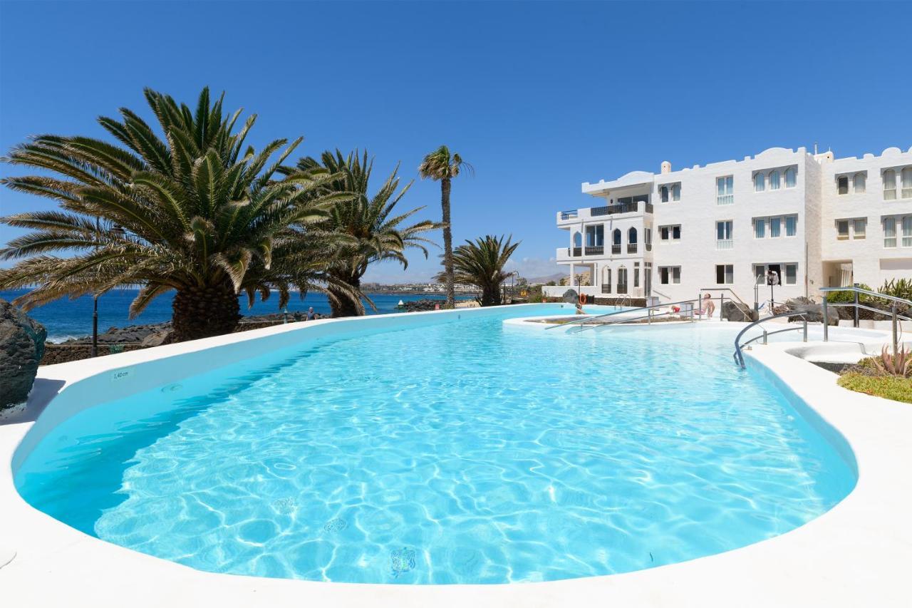 Sol Eterno - Luxury Aparmtent With Direct Oceanview And Extra Services Costa Teguise Exterior foto